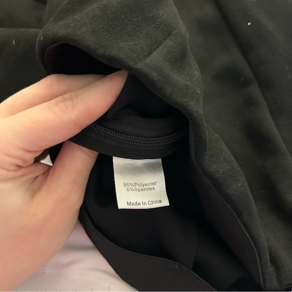 Tuckernuck Black Pants - image 5